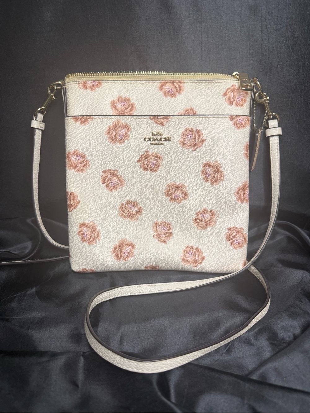 Coach Slim Crossbody with Floral Print and Hangtag EUC - Picture 2 of 13